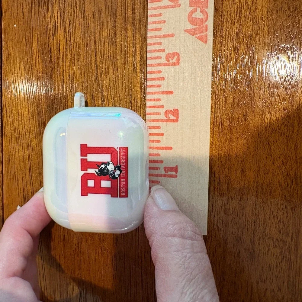 Boston University OTM Essentials AirPods Gen 3 Case OS White BU Iridescent‎